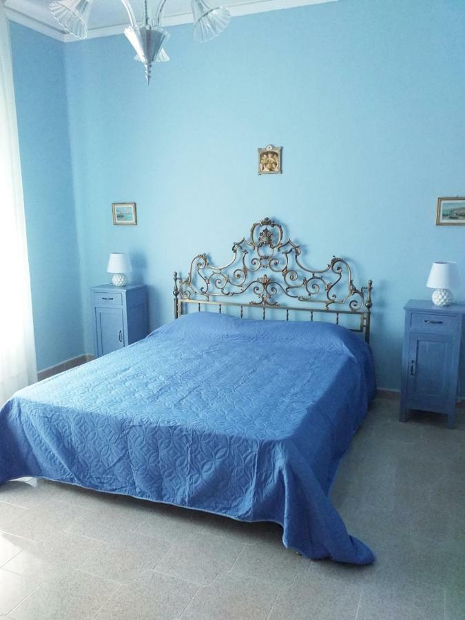 Отель La Montecchia House Montecchia di Crosara Экстерьер фото